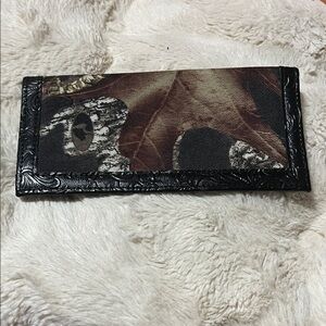 Elegant Black and Brown Men's Wallet